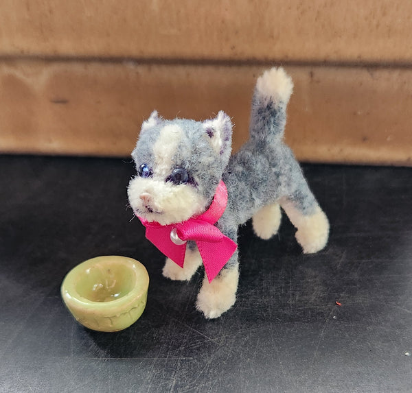 Blythe pets cat (#2) grey and white tabby
