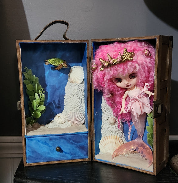 "Siren" custom blythe middie mermaid doll with case and accessories