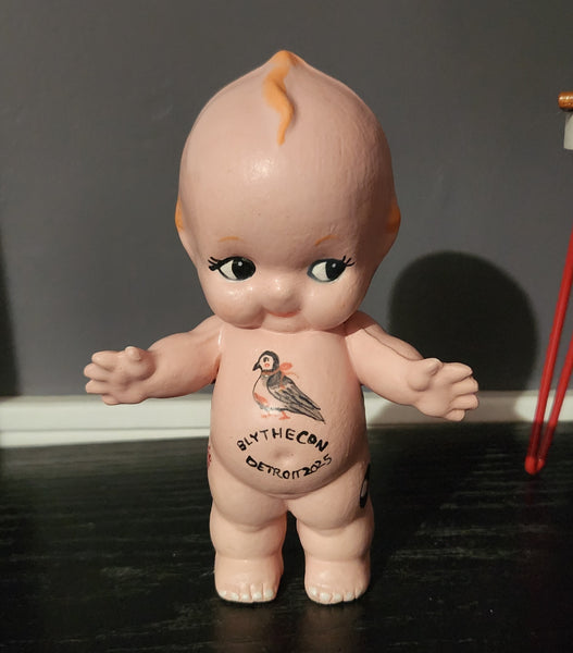 Blythecon 2025 custom ceramic kewpie