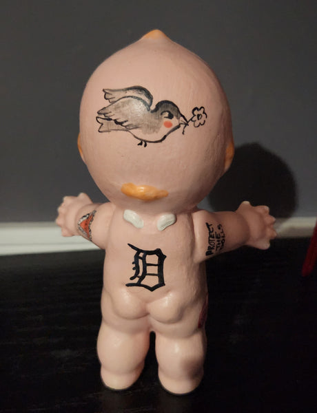Blythecon 2025 custom ceramic kewpie