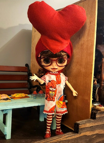 Valentines hat, romper, and tee set for neo blythe