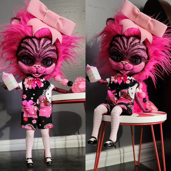 "Tabitha" custom blythe cheshire cat doll on takara base